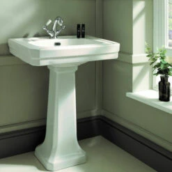 Bayswater Victrion Basin With Full Pedestal 640mm Wide - 1 Tap Hole