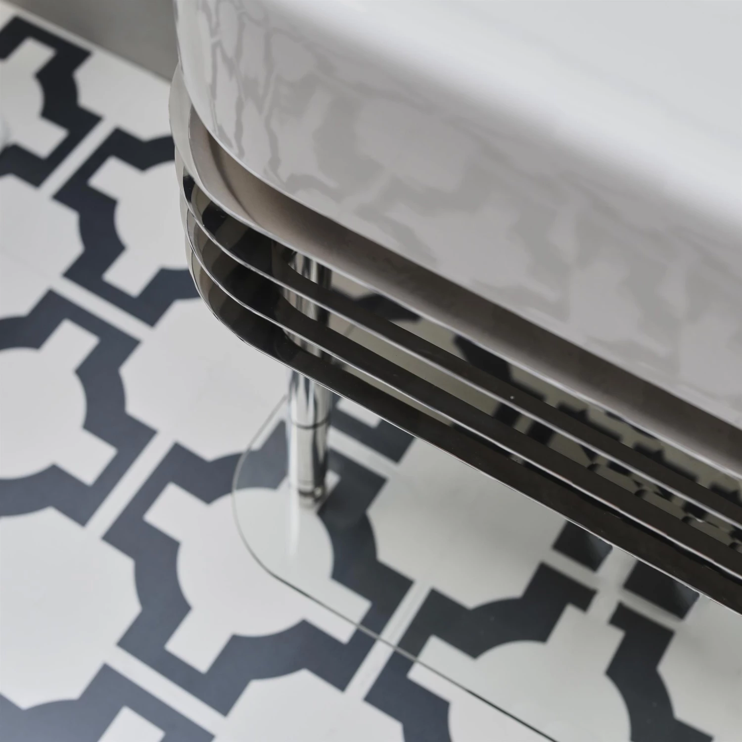 Burlington Arcade Basin 600mm Wide And Stand With Glass Shelf - 1 Tap Hole 5 Burlington Arcade Basin 600mm Wide And Stand With Glass Shelf - 1 Tap Hole - Image 3