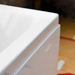 Carron Quantum L-Shaped Shower Bath 1700mm X 700/850mm Left Handed - 5mm Acrylic -HEATANDPLUMB Sales carron quantum showerbath bath 02174